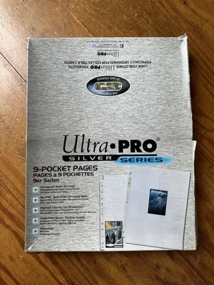 Portatarjetas Ultra Pro Silver Series 9 bolsillos CCG 80 páginas - Pokémon de béisbol Foto 1 de 4