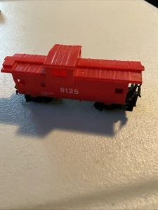 Mehano (IHC) Red Wide Vision Caboose gebraucht #2 - Bild 1 von 4