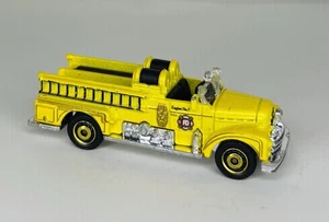 2011 Matchbox Seagrave Fire Engine (Classic) - Picture 1 of 6