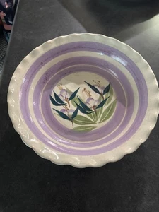 Plato profundo de cerámica de iris verde lanzado a mano firmado - Imagen 1 de 8