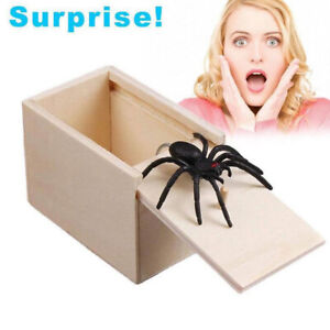 Funny Scare Box Wooden Prank Spider Hidden in Case Joke Gag Toy Halloween Gift