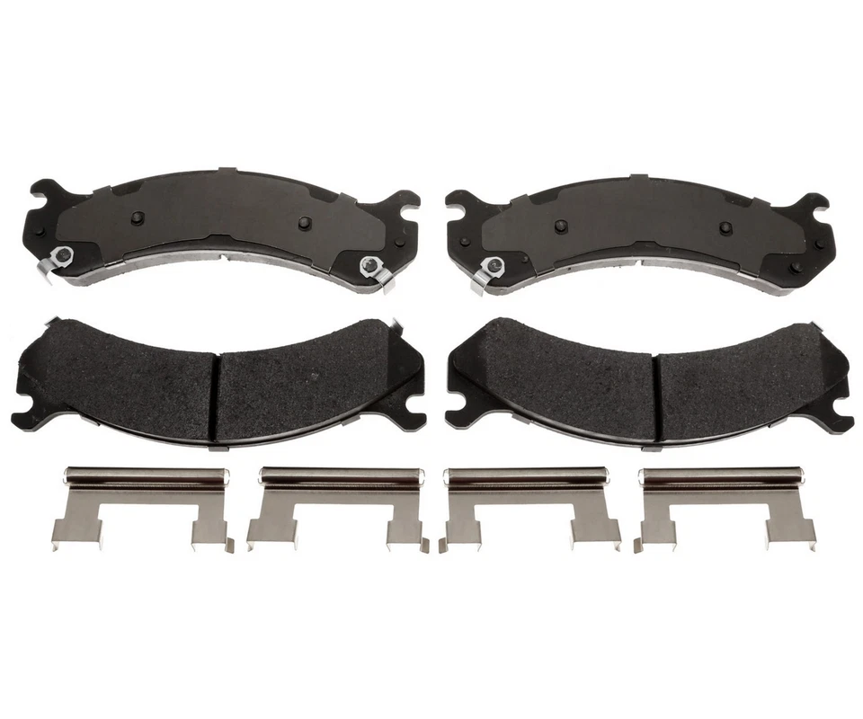 Juego de pastillas de freno de disco delanteras Raybestos para Chevrolet Silverado 3500 HD 2007-2010 Foto 1 de 1