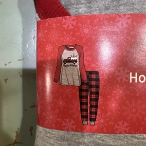Holiday Style Pajamas Women’s Small, 2 Piece PJ Set, Grey Red Plaid Gnomes - Picture 1 of 3