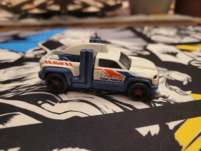 Автомобиль Hot Wheels Diesel Duty Police Task Force - Изображение 1 из 4