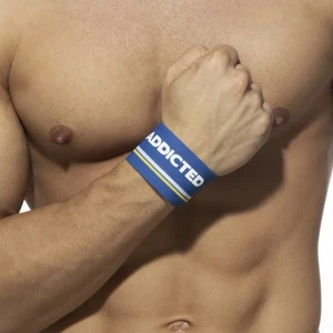 NIP Addicted Bracelet - Picture 1 of 3