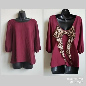 Charming Charlie Blouse Small Burgundy Animal Print Bow 3/4 Sleeves Crew Neck - Picture 1 of 11