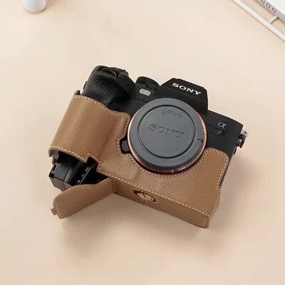 Camera bag for Sony alpha A7S III Leather half-pack base hard case protection - Imagem 1 de 4