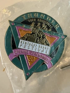 1993 Kentucky Derby Festival Thunder Over Louisville Pin Original Wrapping - Picture 1 of 4