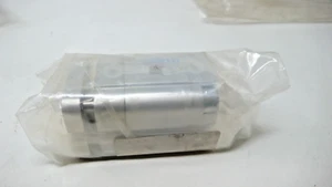 Cilindro de aire Festo ADVUL-25-15-P-A 156868 - Imagen 1 de 5