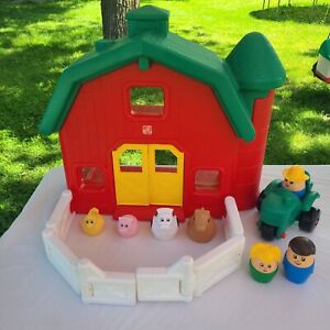 Step2 Bigger Family Farm 1-4 Child's Playset Giant 22 Inches Tall 