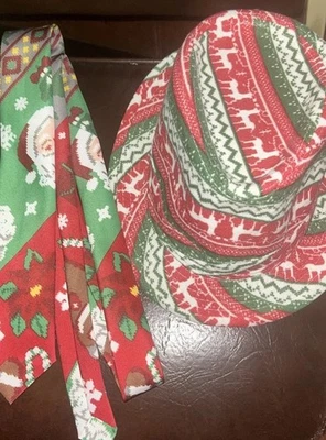 Sombrero Fedora Estilo Suéter Feo Navidad. Corbata de Navidad Foto 1 de 4