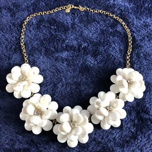 J Crew Statement Necklace White Floral Boho Chic Crystal Rhinestones Chunky