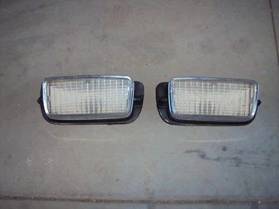 1975 MERCURY COMET FRONT TURN SIGNAL LAMPS 75 - Image 1 of 4