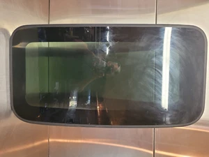 11-14 Chrysler 200 07-10 Sebring 08-14 Avenger Sedan Moon Roof Sun Roof Glass - Picture 1 of 10