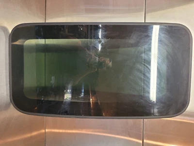 11-14 Chrysler 200 07-10 Sebring 08-14 Avenger sedán techo corredizo techo corredizo vidrio Foto 1 de 4