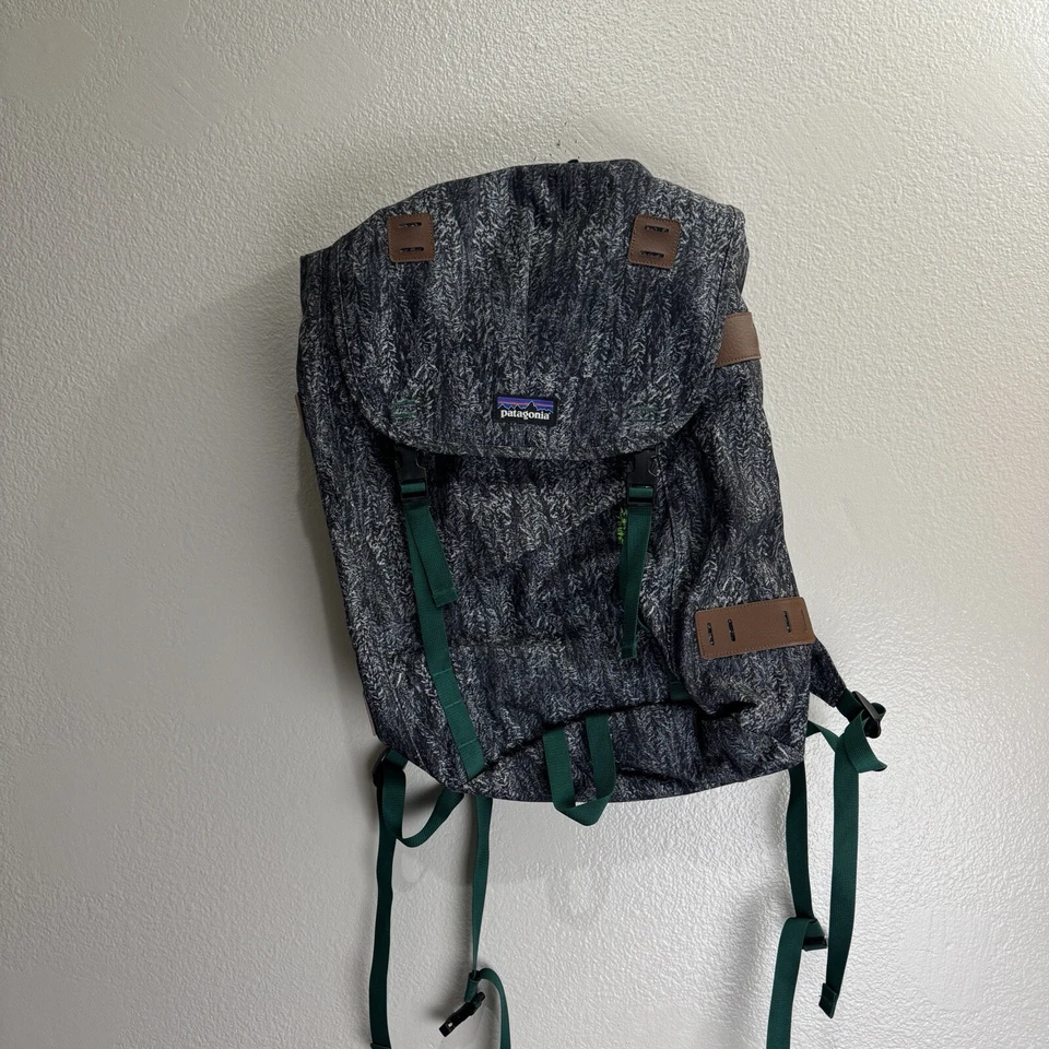 Mochila Patagonia Worn Wear Arbor Pack 26L Estilo #47956 Difícil de Encontrar Foto 1 de 4