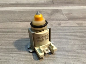 Miele Spülmaschine Ventil Magnetventil T. Nr. 10054045 90894.01 - Bild 1 von 4