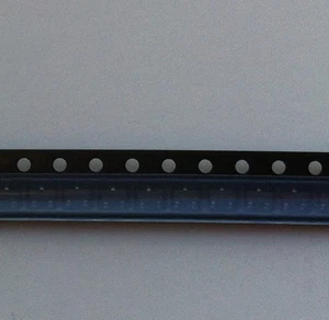 D19: PHILIPS BAT54 SCHOTTKY BARRIER DIODES (30 PCS) - Picture 1 of 2