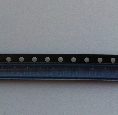 D19:飞利浦 BAT54 肖特基 Barrier DIODES (30 件) — 第 1/2 张图片