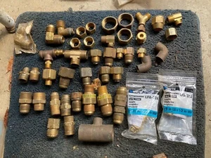 Lot of 47 MIXED Brass Fittings, Couplings, Reducers - Picture 1 of 8