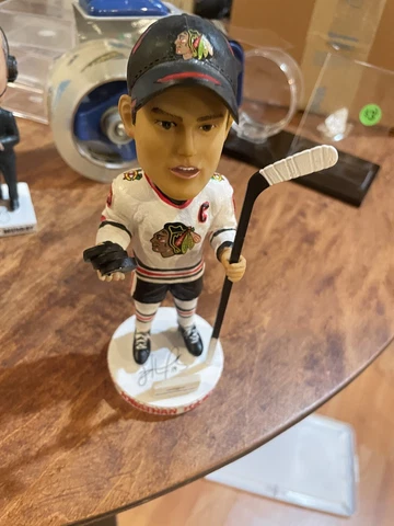 Jonathan Toews Chicago Blackhawks Bobblehead 2009-10 Champs Anniversary Cover
