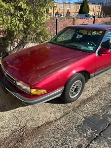 1988 Pontiac Bonneville LE - Picture 1 of 20
