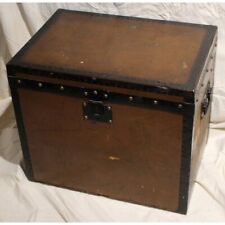 Antique 20th France Louis-Vuitton Rare wood mail trunk in brown oilcloth