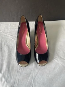 Lilly Pullitzer Black Wedge Patent Leather Open Toe Size 8 - Picture 1 of 9