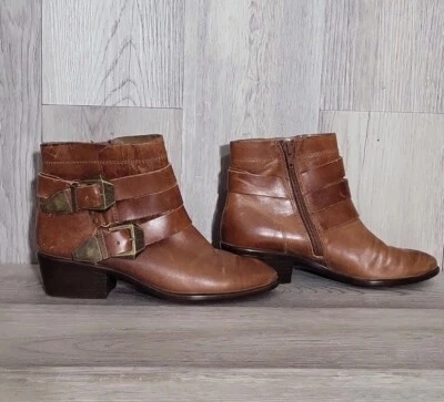 Aerossoles Femininos 5 My Time Botas de Couro Salto Fivela Motociclista Moto Casual - Imagem 1 de 4