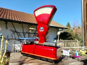 Waga vintage Italiana - Ditta Macchi Francesco - Odrestaurowana czerwona - lata 20. top  - Zdjęcie 1 z 12