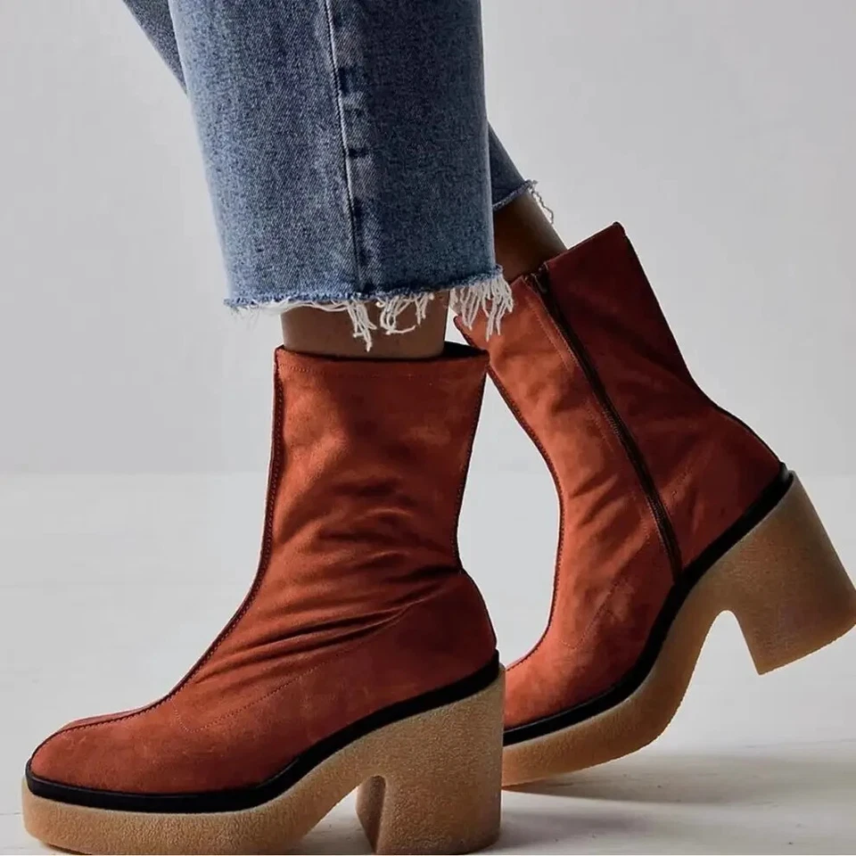 Nuevo botín Free People Gigi talla 7,5 precio de venta sugerido por el fabricante: $228 gamuza naranja Foto 1 de 3