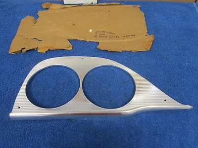 Chrysler Windsor 1958 faro derecho bisel puerta nos 415 Foto 1 de 4