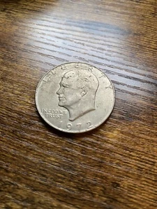 1972 D One Dollar Liberty Eisenhower Coin Flying Eagle Rare Authentic - Picture 1 of 2