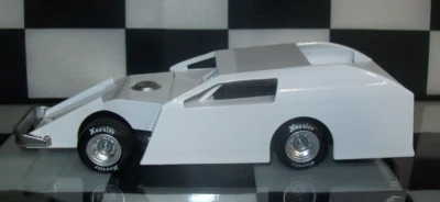 BLANCO EN BLANCO 1/32 TIRAR HACIA ATRÁS SUCIEDAD RUEDA ABIERTA COCHE FUNDIDO MODIFICADO Foto 1 de 4