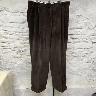 Pantalones de pana Canali Sport para hombre pierna recta marrón talla 35 cintura 31 largo Foto 1 de 4