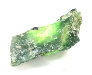 Natural Brazilian Green Serpentine Untreated Rough Loose Gemstones 119 Ct - Picture 1 of 8