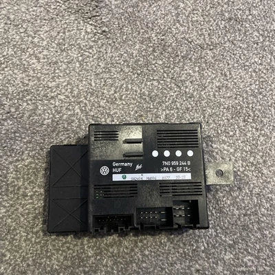 Seat Alhambra VW Sharan RIGHT Electric Sliding Door Control Unit 7N0959244B O/S - Image 1 of 3