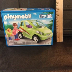 NIB Playmobil 5569 City Life Green Car Mother & Child - Picture 1 of 2