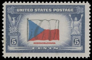 1943, USA, CZECHOSLOVAKIA 5C, DOUBLE IMPRESSION OF RED ENGR. COLOR, NH, SC.#910a - Picture 1 of 4
