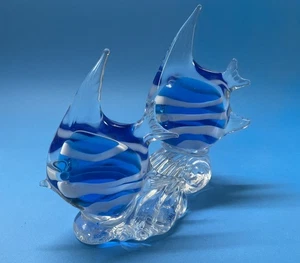 VINTAGE SCHÖNE MURANO STIL KUNST GLAS BLAU GESTREIFT 6 1/4" DOPPEL FISCH SKULPTUR - Bild 1 von 9