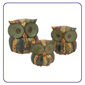 Hand carved wooden owl family - Picture 1 of 1