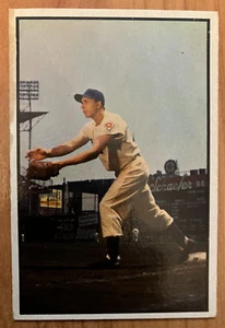 BROOKLYN DODGERS: 1953 Bowman Color #92 Gil Hodges (HOF) - *Low-Grade* - Picture 1 of 2