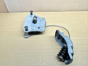 Chevrolet 1988-1998 neumático de repuesto cabrestante montaje polipasto portador OEM almacenado en interiores - Imagen 1 de 23