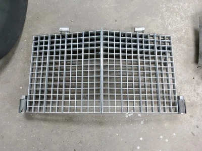 1985-1989 Lincoln Towncar Town Car Front Grill Grille Insert OEM - Image 1 of 4