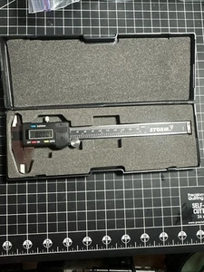 Pinza digital eléctrica Storm para carga manual de precisión - Imagen 1 de 4