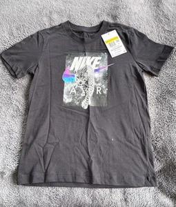 NIKE Tee Shirt Kid's Small Black Leopard Photo Short Sleeve Crewneck Pullover - Picture 1 of 5