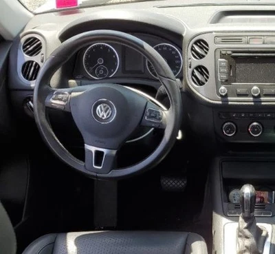 2013 Volkswagen Tiguan LH Driver Steering Wheel Airbag Air Bag OEM - Image 1 of 4