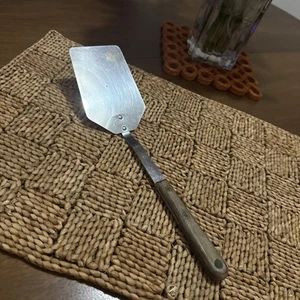 VTG Robinson “like” Stainless Solid Spatula Turner Flipper Wood Handle Flaw - Picture 1 of 7