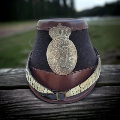 Casco 100% Cuero Genuino Policía Alemana Shako Segunda Guerra Mundial Disfraz Coleccionable Regalo Foto 1 de 4