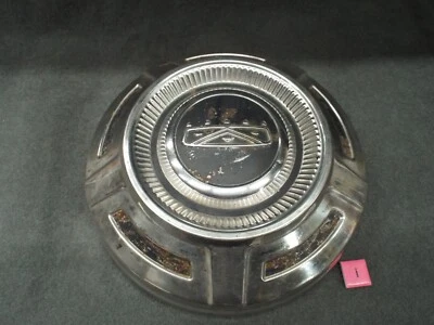 Tapacubos 1967 1968 1969 1970 1971 1972 1973 1974 1975 1976 1977 Ford F250 F350 I Foto 1 de 4